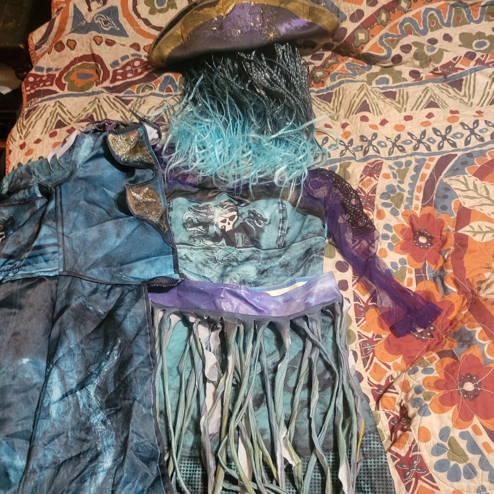 Uma Costume